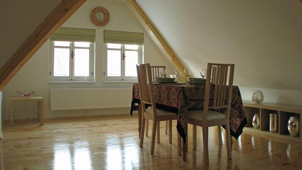 Station House Loft Apartment Obratan Екстериор снимка